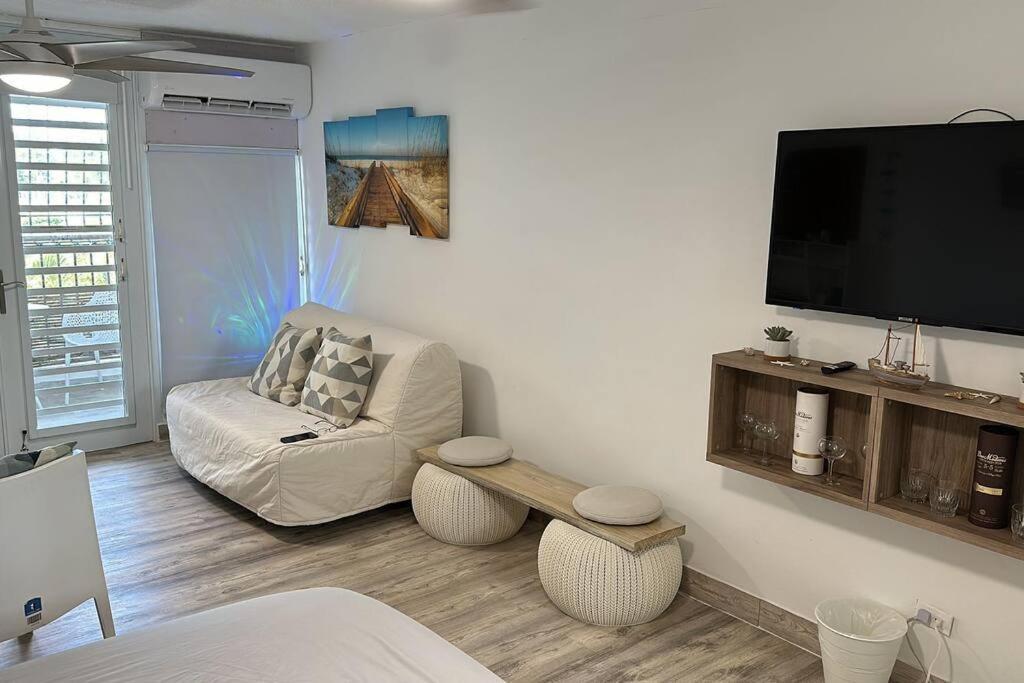 Relaxing Studio Near El Yunque With Pool View Luquillo Exterior photo